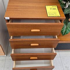 ✨️ジモティー割引✨️【ジャングルジャングル堺初芝店】　現状販売　4段チェスト　ブラウン　堺市（東区　西区　北区　南区　堺区　美原区）高石市　泉大津市　忠岡町　和泉市　松原市　大阪狭山市の画像