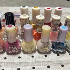 ネイルチップ マニキュア まとめ売りの画像