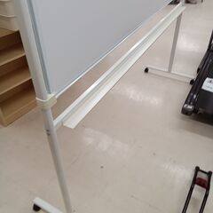 リユースのサカイ栃木店★ジモティ割あり★  ホワイトボード ホワイト W190×D56×H180 クリーニング済み TC11798の画像
