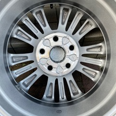 ノア 90系 16インチ 205/60r16 4本の画像