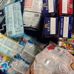 お菓子などまとめての画像