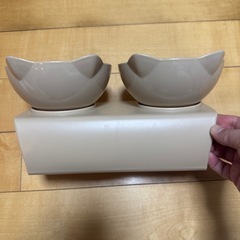 ペット用フードボウルの画像