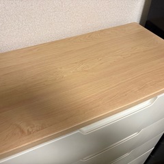 取引中　衣装ケース（4段）／ホワイト×木目調デザインの画像