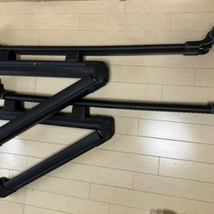 THULEスキースノボ用ルーフキャリアの画像