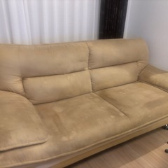 3人用ソファの画像