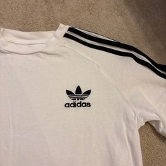 新品　adidas tシャツ　Mサイズの画像