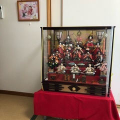 雛人形ケース入りの画像