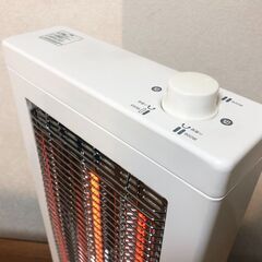 電気ストーブ CECH303 ホワイト 首振り機能・転倒OFFスイッチ・付きカーボンヒーター速暖タイプ C:NET電気ヒーター 清掃/動作確認済みの画像