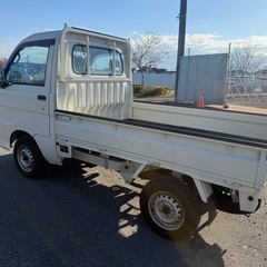平成22年ダイハツ ハイゼット 軽トラック ホワイト　34,135kmの画像