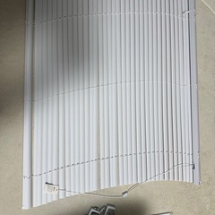 ブラインド 幅90×高さ84の画像