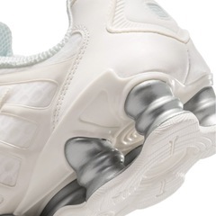 新品未使用 スニーカー ナイキ ショックス TL WMS 24cmの画像