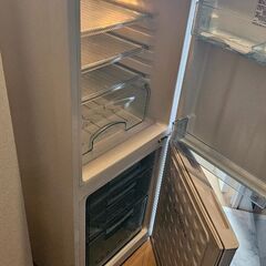 美品✨アビテラックス（Abitelax）家庭用電気冷凍冷蔵庫「AR-150E」の画像