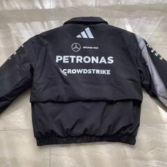 adidas メルセデスAMG F1 コラボ ブラック ジャケット スポンサーロゴ Sの画像
