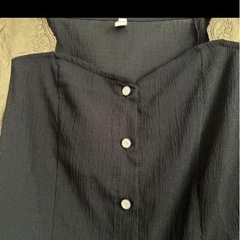 トップス　カットソー　　半袖　レディース　黒　カーキ　の画像
