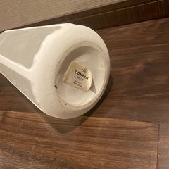 海外製ガラスの花瓶の画像