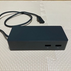 Microsoft Surface Dockの画像