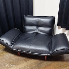 二人がけソファと一人がけソファの画像