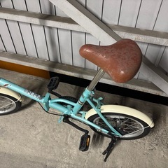 折りたたみ自転車
の画像