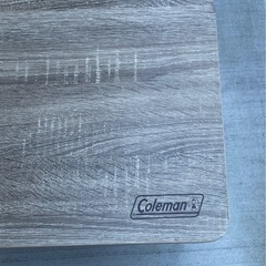 Coleman 折りたたみ式テーブル 木目調の画像