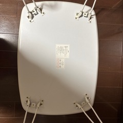 折りたたみ式猫足ローテーブル
の画像