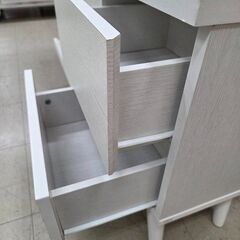 J8701 【リユースのサカイ柏店】 フラップ式TV台 クリーニング済みの画像