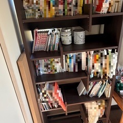 カスタムできるアンティーク調本棚の画像