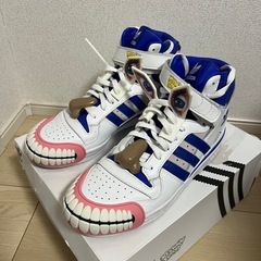 adidas×カーウィンフロスト  コラボスニーカーの画像