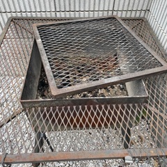 鉄製バーベキューグリルの画像