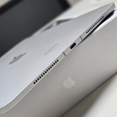 iPad Pro 11インチ M4 シルバー セルラー 256GBの画像
