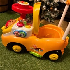 アンパンマン　乗り物　車の画像