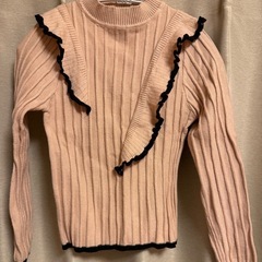 ⦅美品⦆ アシンメトリーリブフリルニットトップス の画像