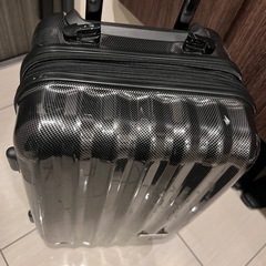 スーツケースの画像