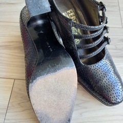 サルバトーレ　フェラガモ　ブーティー　パンプス　美品の画像