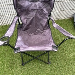 折りたたみ式アウトドアチェア1脚(計2脚あります)の画像