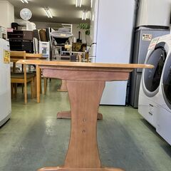 【リサイクルショップ ピカソ 小松原】🌈✨【木目がキレイ‼️4人用ダイニングセット】テーブル＋チェア2脚＋ベンチ1脚🍽️🌿★0805★の画像