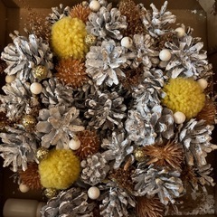 クリスマスリースの画像