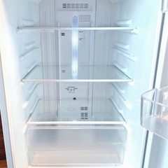 (送料無料) 2019年 美品 168L 冷蔵庫 ガラストレイ カテキン消臭フィルター ゆったりサイズ ⑤ の画像