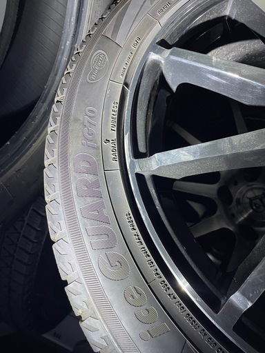 215/50R17 スタッドレス　ホイール付き