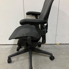 【トレファク足立扇店】Herman Miller　アーロンチェアの画像