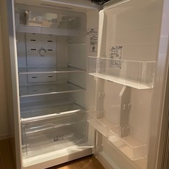 冷蔵庫　冷凍庫　ハイセンス　227L 　庫内球切れの画像