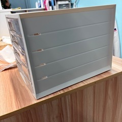 デスク引き出しの画像