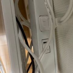 【傷あり品】中古パソコンモニター台の画像