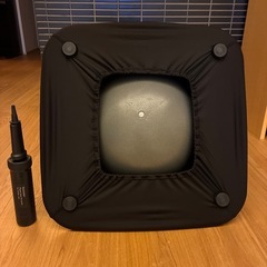 【タグ付き！】【ほぼ未使用！】 転がらないバランスボールの画像