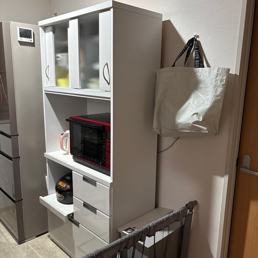 食器棚　購入1年未満