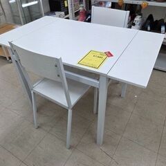 J8703 【リユースのサカイ柏店】 DORIS ドリス 拡張式ダイニングテーブルセット 椅子2脚付3点セット 2人掛け 組立式 フレイヤ ホワイト クリーニング済み　新品参考価格15,990円の画像