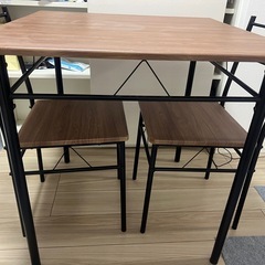 ダイニングテーブル2人用の画像