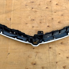 トヨタ エスティマ アエラス 純正 ラジエーターグリル ラジエーターグリル 53101-28260 53101-28280の画像