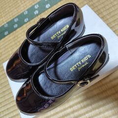 ベティキッズ　女の子用フォーマル黒靴　20.0cmの画像