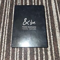 &be　アンドビー　アイシャドウパレットの画像