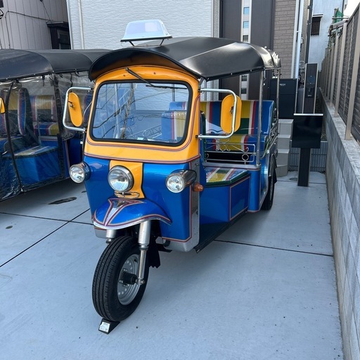 埼玉発　トゥクトゥク4人乗　オートマ